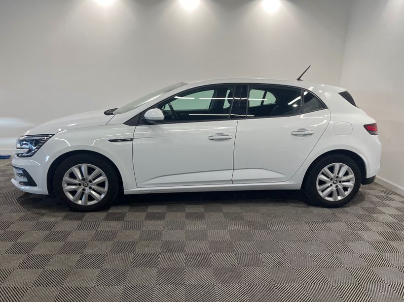 RENAULT MEGANE IV BERLINE 2022 - Photo n°5