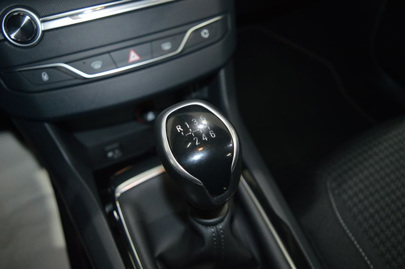 PEUGEOT 308 SW 2020 - Photo n°18