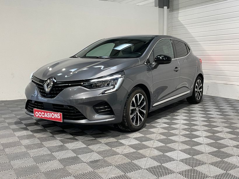 RENAULT CLIO V 2023 - Photo n°1