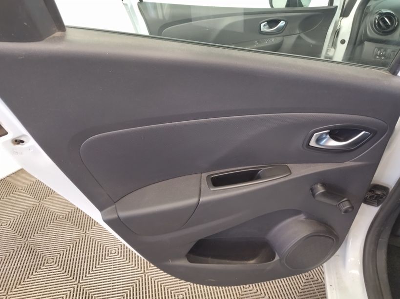 RENAULT CLIO IV ESTATE BUSINESS 2019 - Photo n°17