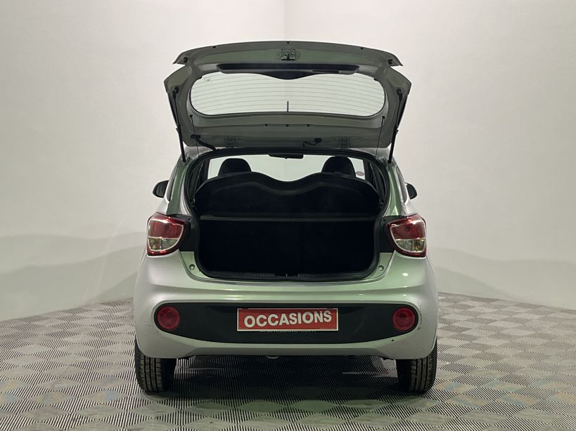HYUNDAI i10 2019 - Photo n°41