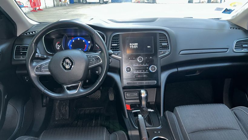 RENAULT MEGANE IV BERLINE BUSINESS 2020 - Photo n°11