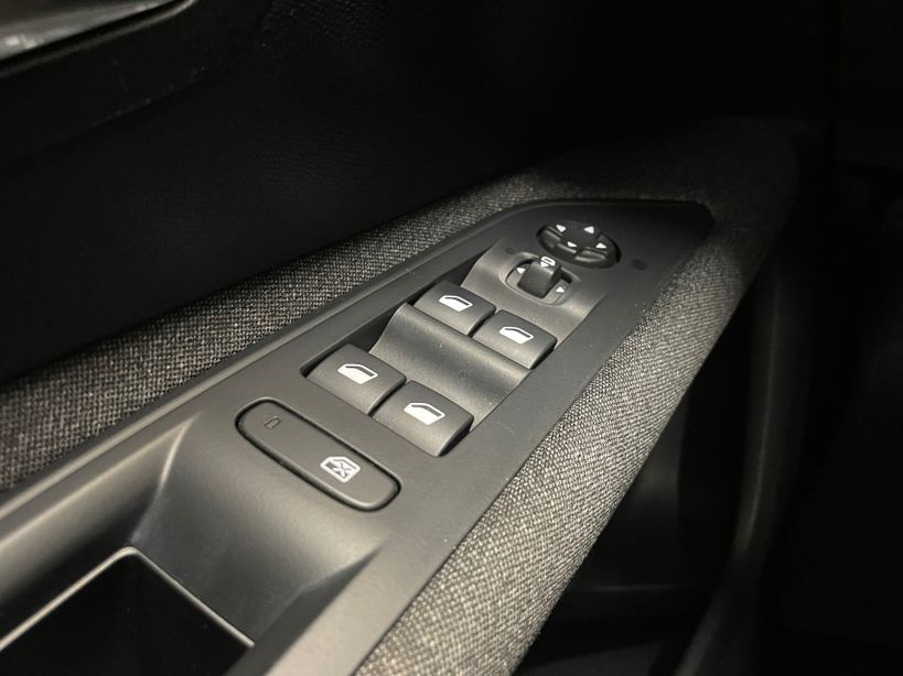 PEUGEOT 3008 2022 - Photo n°16