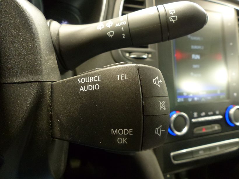 RENAULT MEGANE IV BERLINE 2021 - Photo n°26