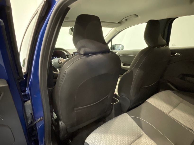 RENAULT CLIO V 2023 - Photo n°35