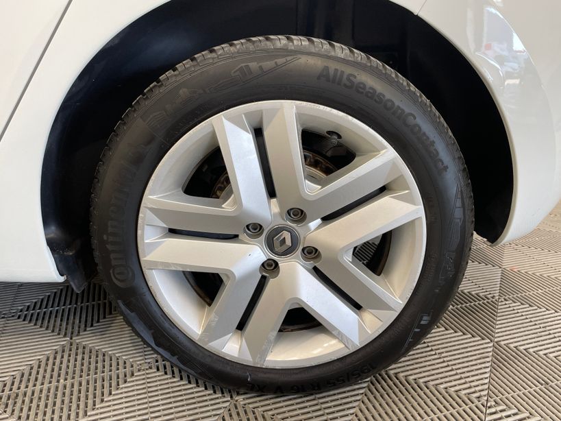 RENAULT CLIO V 2021 - Photo n°38