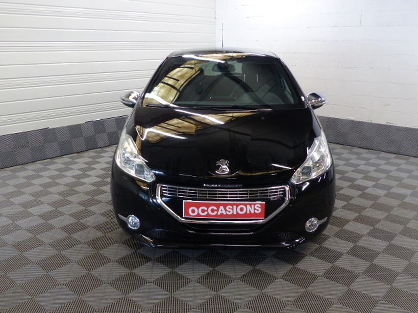 PEUGEOT 208 2014 - Photo n°2