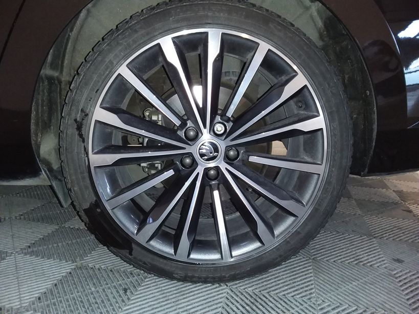 SKODA SUPERB 2017 - Photo n°11