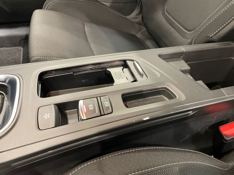 RENAULT MEGANE IV ESTATE 2021 - Photo n°7