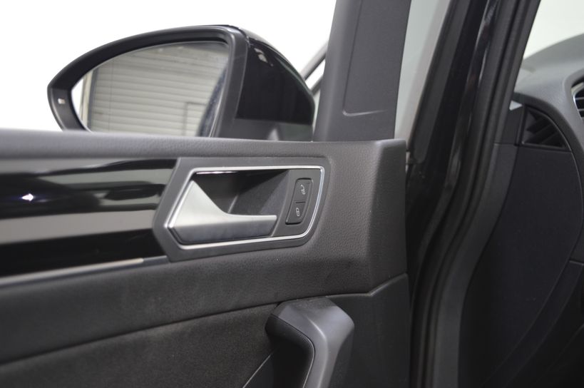 VOLKSWAGEN TOURAN 2016 - Photo n°35