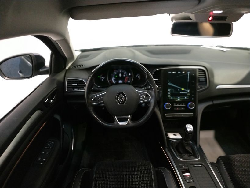 RENAULT MEGANE IV BERLINE 2019 - Photo n°15