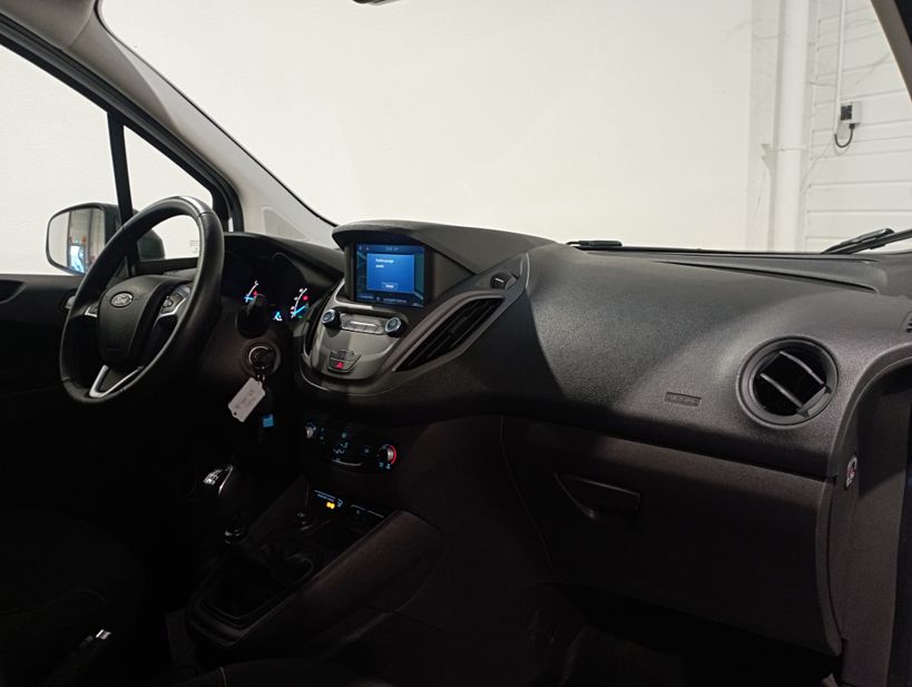 FORD TRANSIT COURIER FOURGON 2021 - Photo n°11