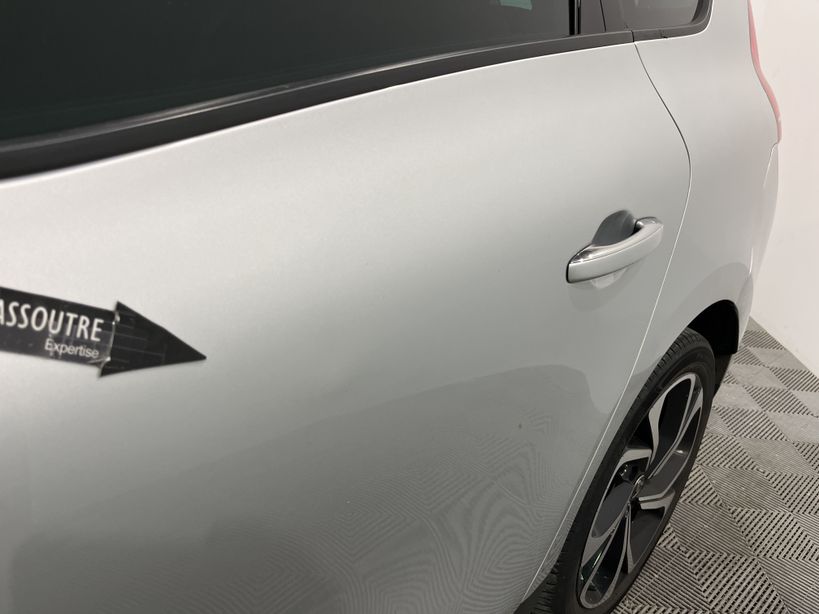 RENAULT GRAND SCENIC IV 2020 - Photo n°10