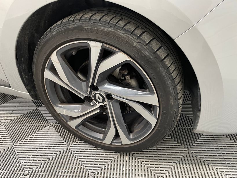 RENAULT CLIO V 2022 - Photo n°9