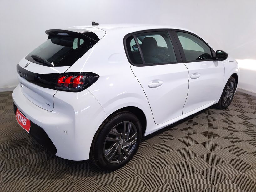 PEUGEOT 208 2022 - Photo n°5