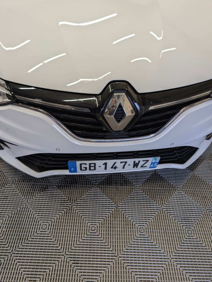 RENAULT MEGANE IV BERLINE 2021 - Photo n°6