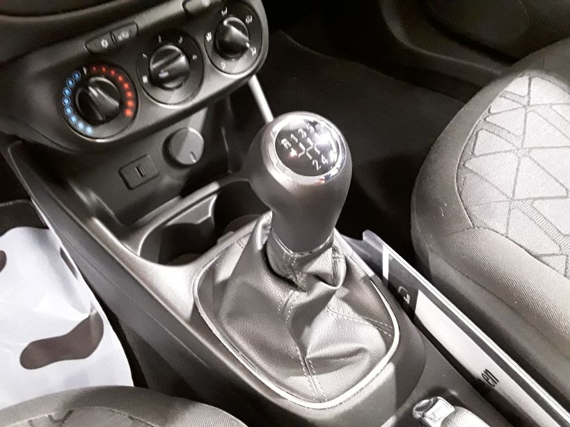 OPEL CORSA 2019 - Photo n°14