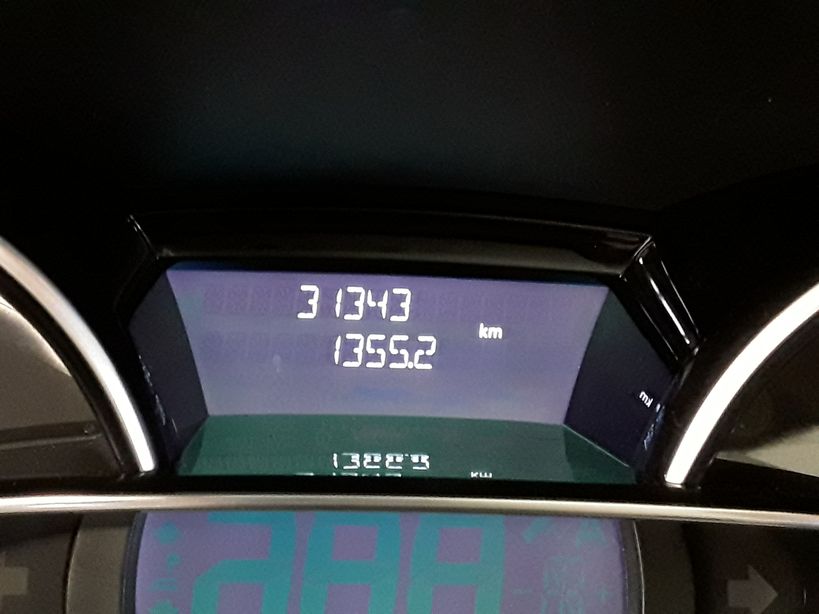 RENAULT CLIO IV 2018 - Photo n°1