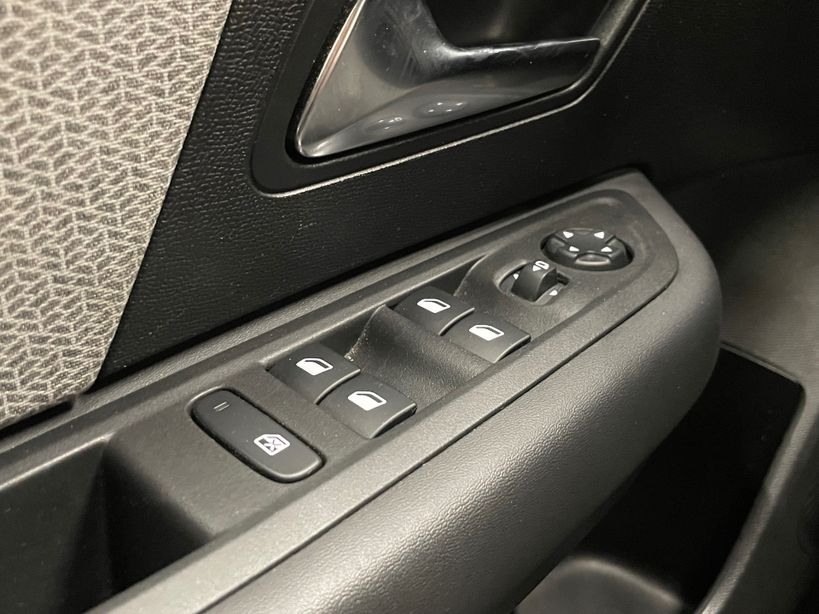 CITROEN C4 X 2023 - Photo n°16