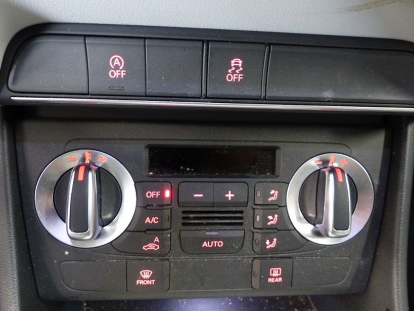 AUDI Q3 2014 - Photo n°104