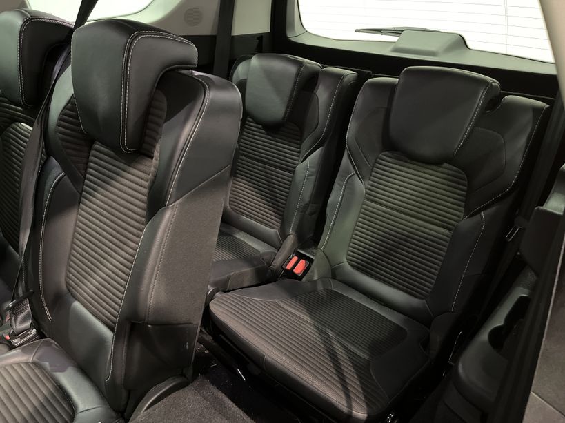 RENAULT GRAND SCENIC IV 2020 - Photo n°11