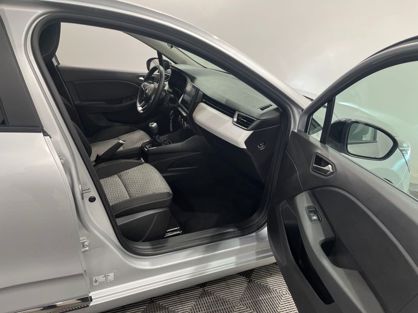 RENAULT CLIO V 2023 - Photo n°28