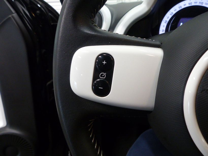 RENAULT TWINGO III 2019 - Photo n°17