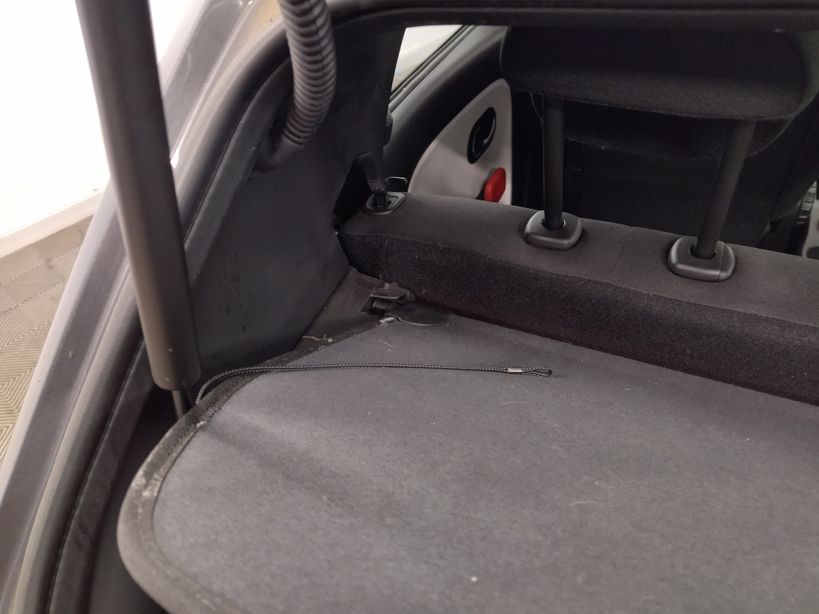 RENAULT TWINGO III 2016 - Photo n°16