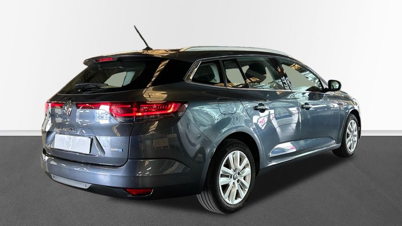 RENAULT MEGANE IV ESTATE 2021 - Photo n°8