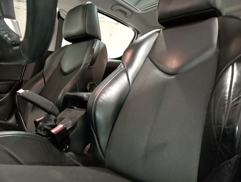 PEUGEOT 308 2011 - Photo n°13
