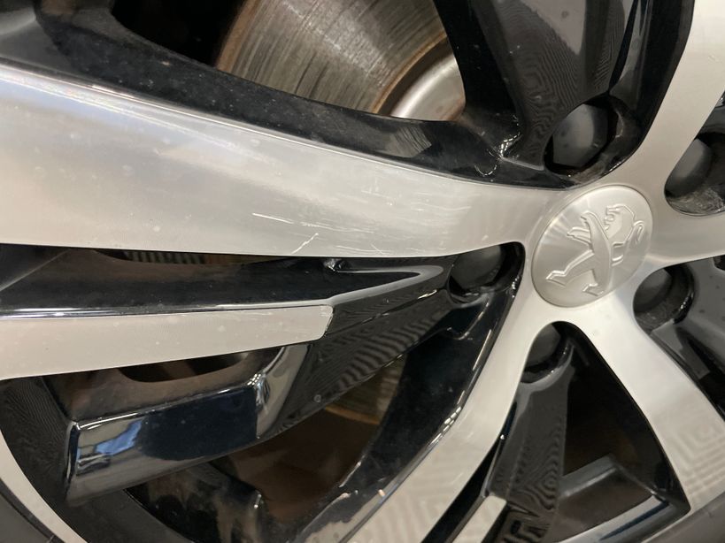 PEUGEOT 3008 2023 - Photo n°1