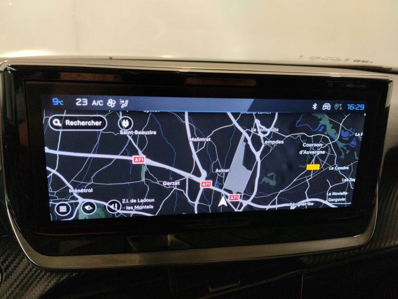 PEUGEOT 2008 ELECTRIQUE 2025 - Photo n°28