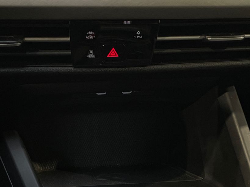 VOLKSWAGEN GOLF 2023 - Photo n°18