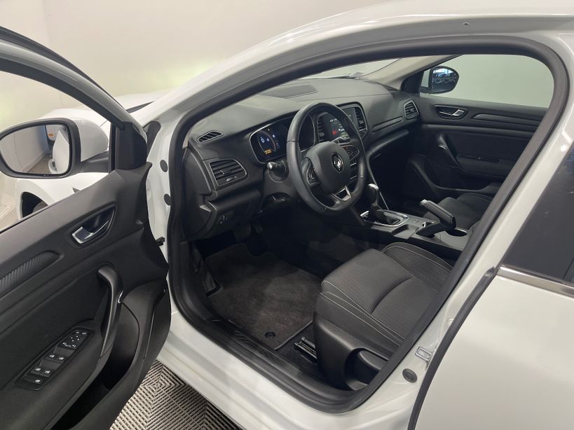 RENAULT MEGANE IV BERLINE BUSINESS 2020 - Photo n°16