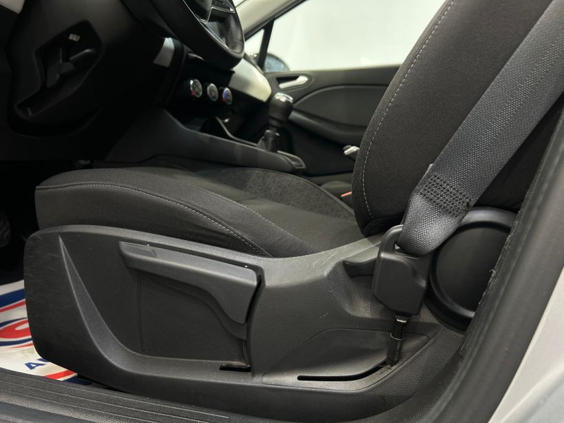 RENAULT CLIO V 2022 - Photo n°29