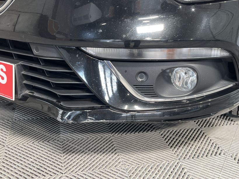 RENAULT MEGANE IV BERLINE 2020 - Photo n°13