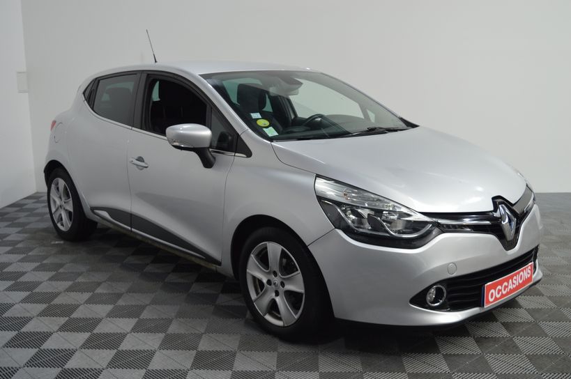 RENAULT CLIO IV 2016 - Photo n°2