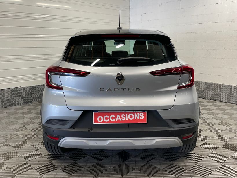 RENAULT CAPTUR 2022 - Photo n°8