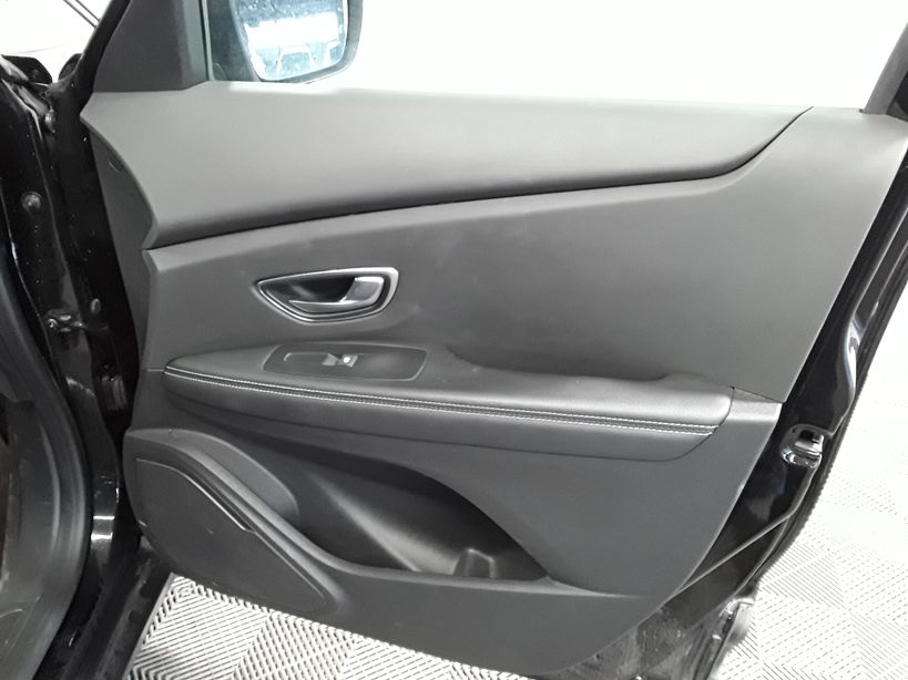 RENAULT GRAND SCENIC IV 2019 - Photo n°8