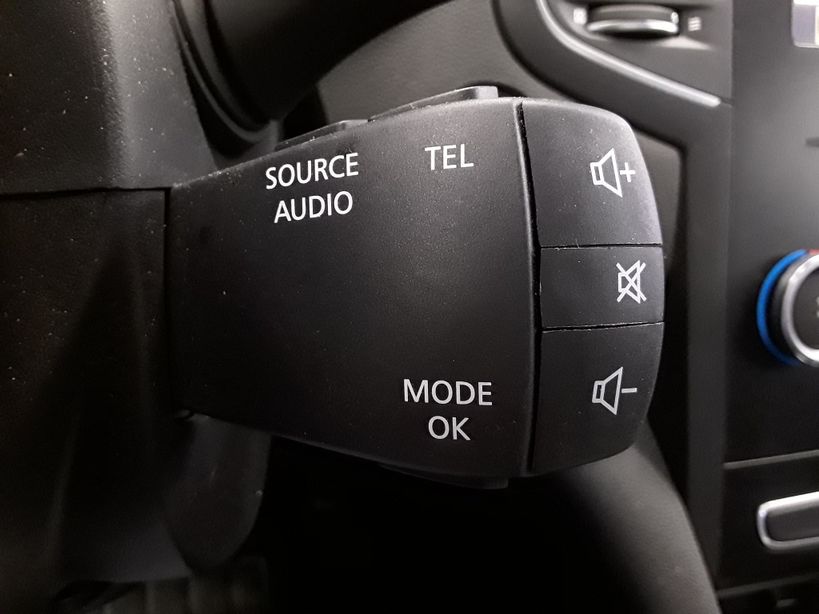 RENAULT MEGANE IV 2018 - Photo n°26