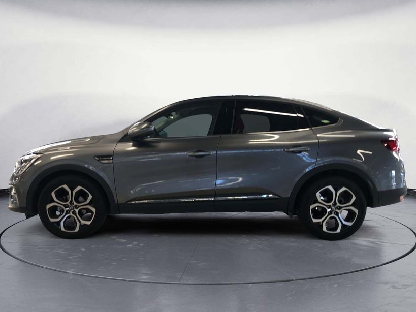 RENAULT ARKANA 2023 - Photo n°8