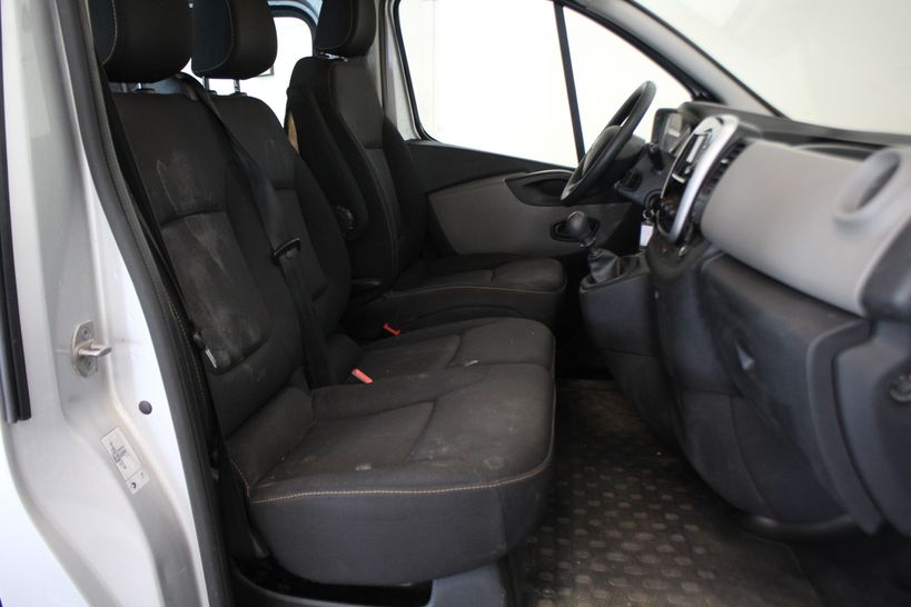 RENAULT TRAFIC COMBI 2017 - Photo n°8