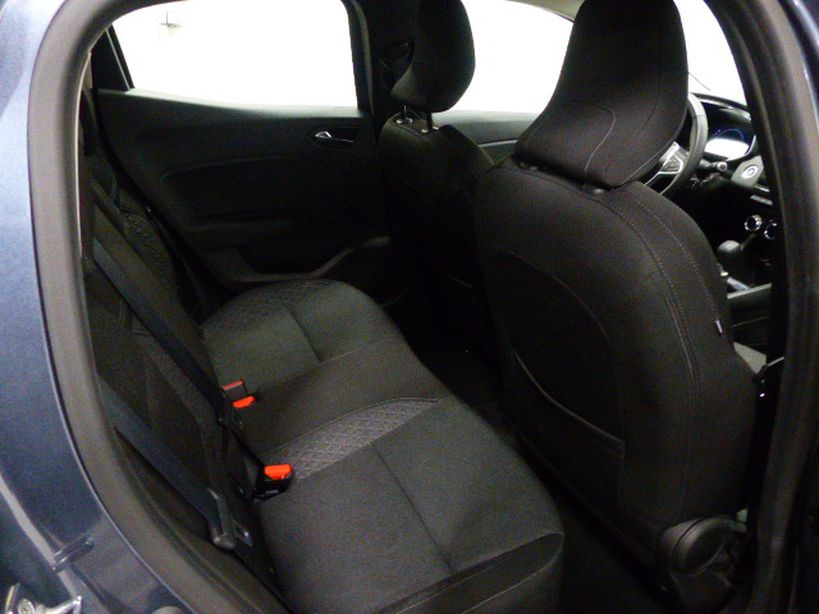 RENAULT CLIO V 2021 - Photo n°7