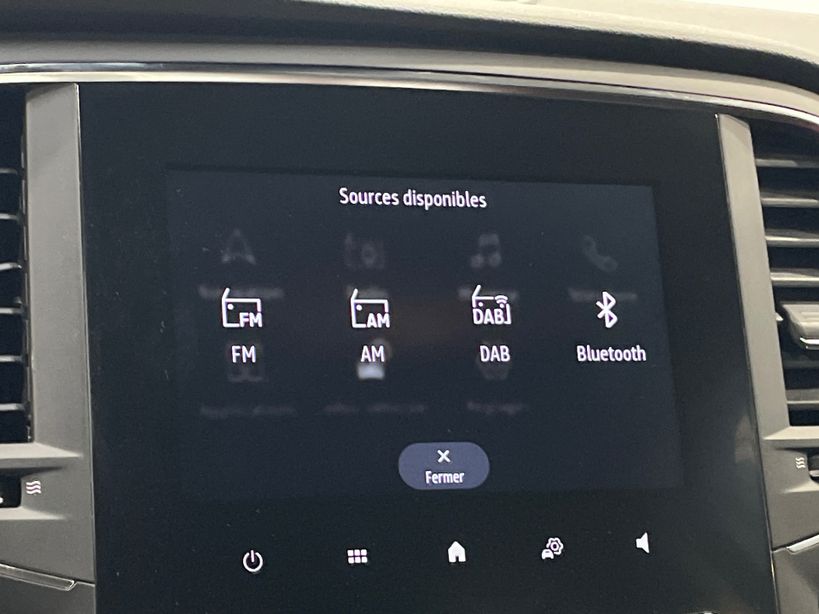 RENAULT MEGANE IV ESTATE 2021 - Photo n°16