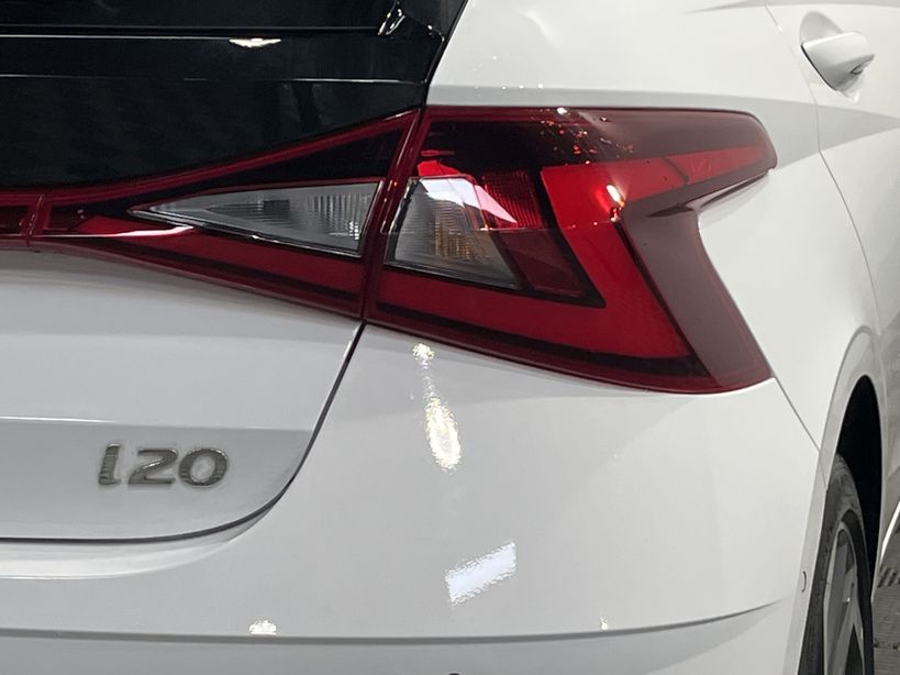 HYUNDAI i20 2023 - Photo n°6