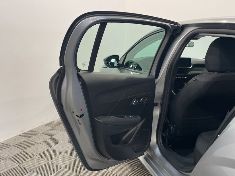 PEUGEOT 208 2023 - Photo n°36