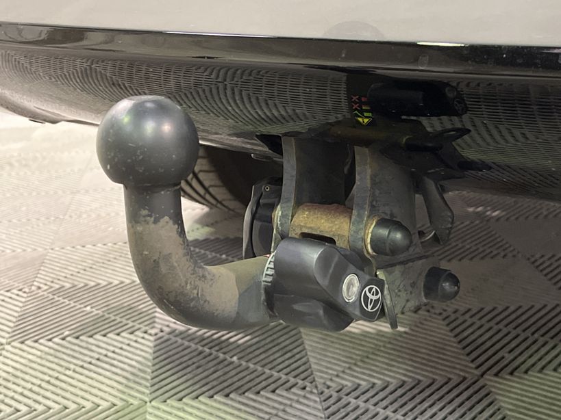 TOYOTA RAV4 HYBRIDE RC18 PRO 2019 - Photo n°50