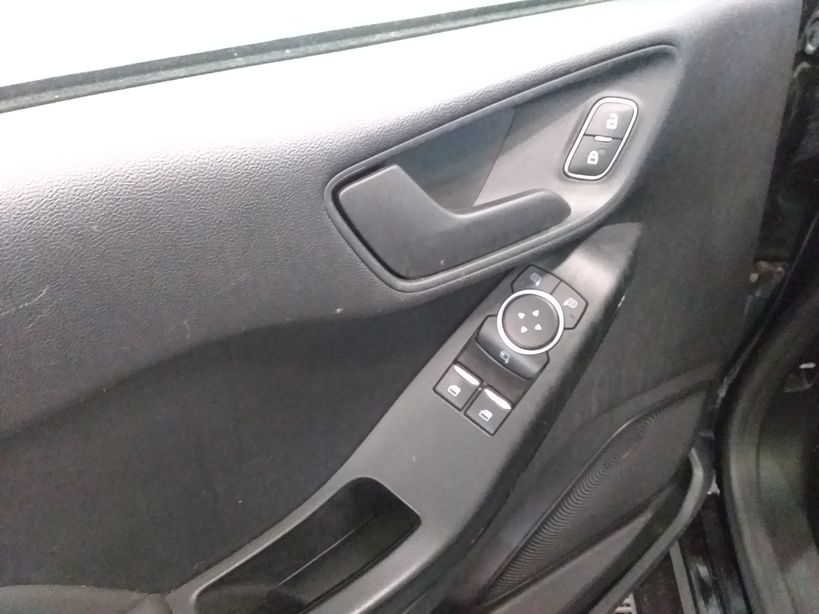 FORD FIESTA 2020 - Photo n°17