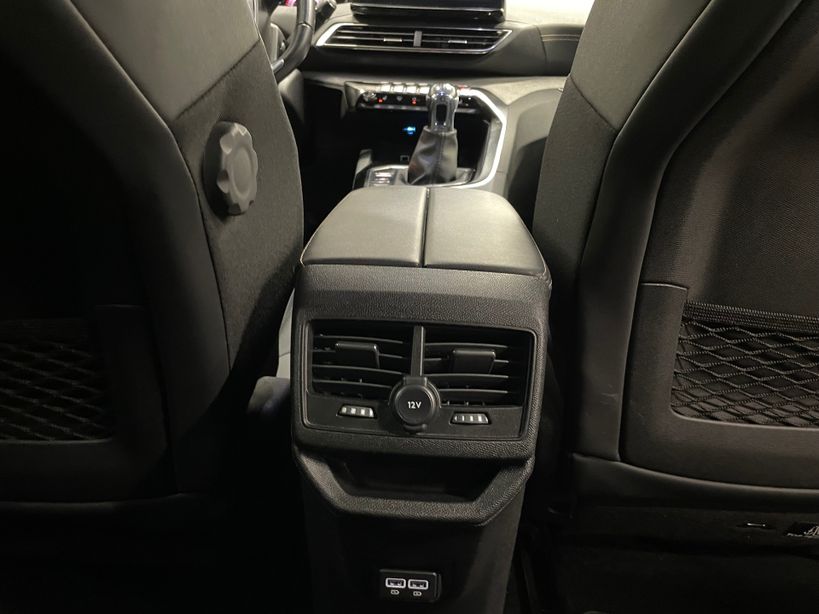 PEUGEOT 3008 2023 - Photo n°32