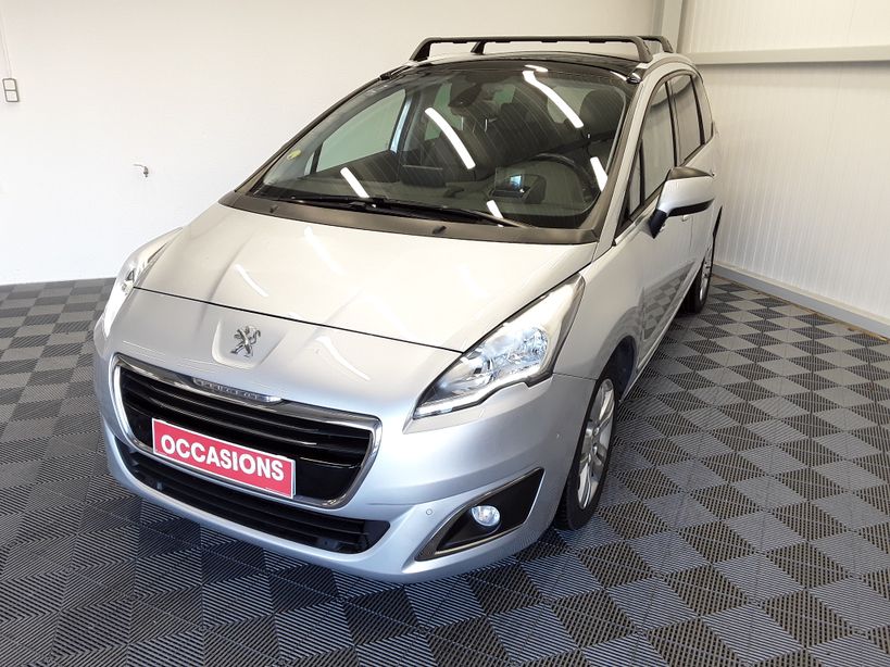 PEUGEOT 5008 2015 - Photo n°1